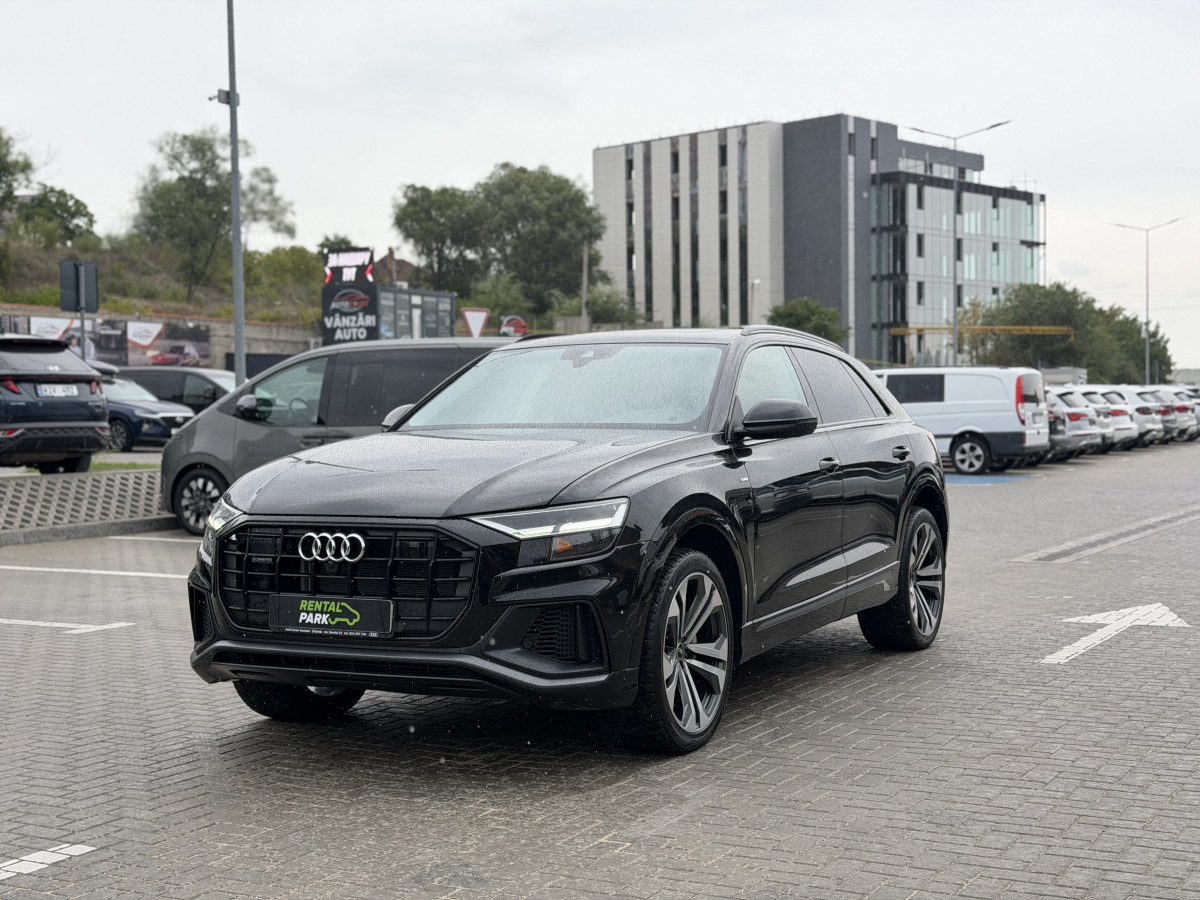 Audi Q8 S-Line
