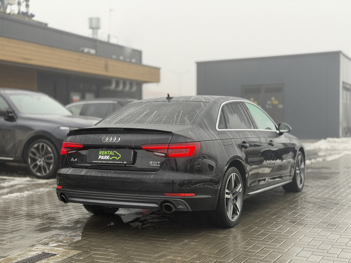 Audi A4 S-LINE